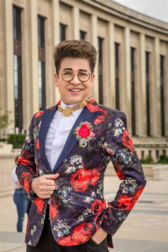 MC Thanh Bạch: Trong túi tôi lúc nào cũng có một cái gương để soi lại mặt mình-3