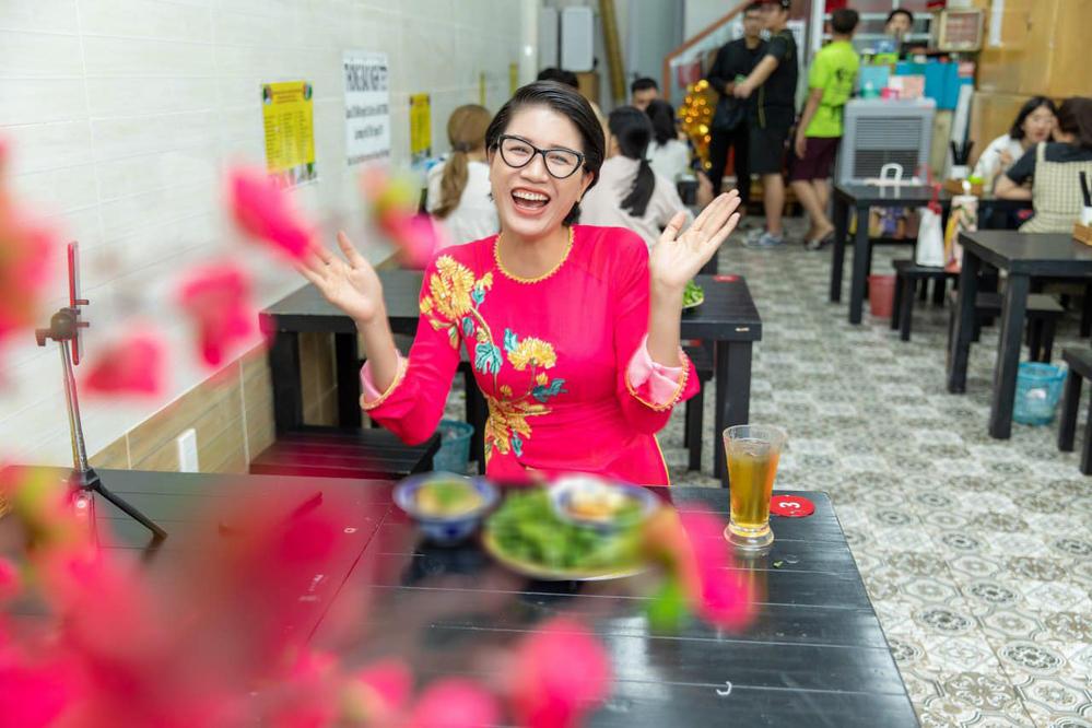 Sao Việt khốn đốn vì Covid-19: Trang Trần đóng cửa hàng vẫn trả 50% lương, Lan Khuê khóa luôn 14 chi nhánh-1