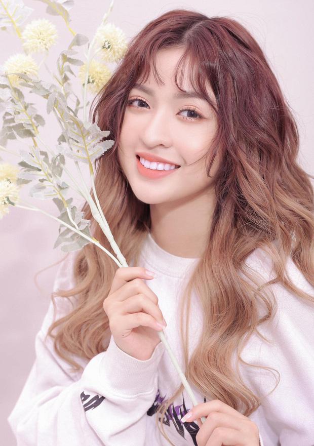 Hot girl trứng rán tiktok lộ ảnh nhan sắc thật khiến nhiều chàng trai VỠ MỘNG muốn khóc-9