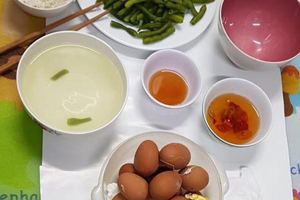 Thực đơn cơm tối 4 món vừa ngon vừa rẻ, chồng đánh bay 3 bát-5