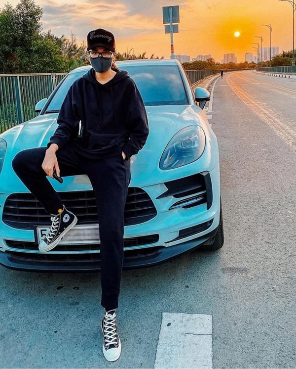 Thanh Hằng ăn mặc kín mít: "Không còn kẽ hở. Và chắc không ai nhận ra mình".