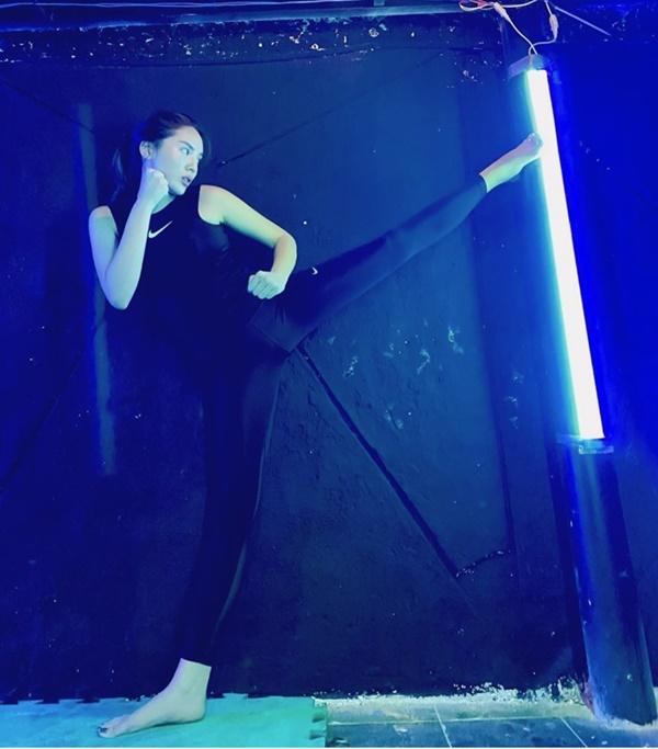 Kỳ Duyên chăm chỉ tập thể dục với bộ môn mới: "Tân binh tập sự. Sẽ cố gắng mỗi ngày".