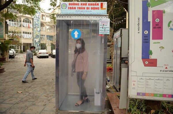 Bộ Y tế cảnh báo buồng khử khuẩn toàn thân không phòng được COVID-19, nguy cơ rước thêm bệnh-3