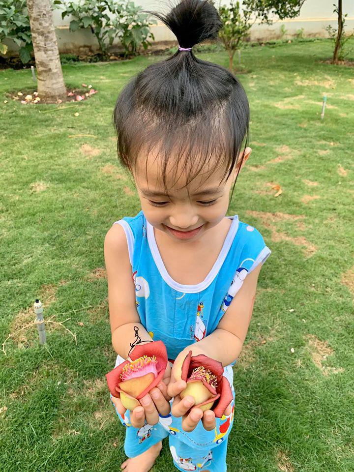 Mẹ 3 con Ốc Thanh Vân méo mặt vì bài vở của con ngày dịch, nhìn lịch học mà choáng-5