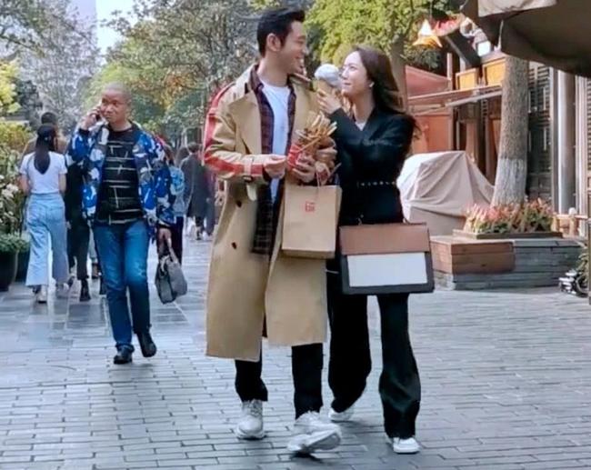 Huỳnh Hiểu Minh công khai chiều chuộng Thái Văn Tịnh, Angelababy bị mỉa mai sắp mất chồng đến nơi-3