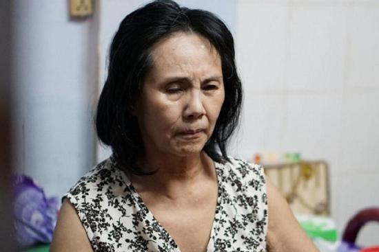 Bệnh tật đeo bám, nghệ sĩ Hoàng Lan chật vật kiếm tiền nuôi thân