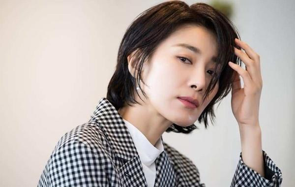 Dàn mỹ nhân gừng càng già càng cay của màn ảnh Hàn-7