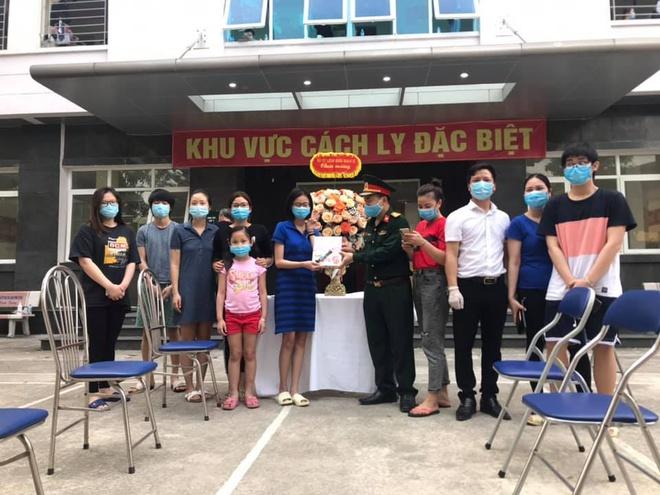 Du học sinh Hà Lan bất ngờ được tổ chức sinh nhật trong khu cách ly-1