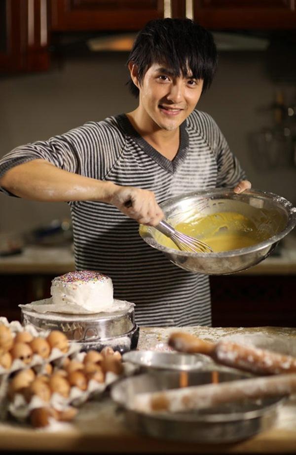 Quý ông Vbiz trổ tài nấu ăn: Trường Giang đỉnh của đỉnh, Trấn Thành làm văng nửa chảo mì-10