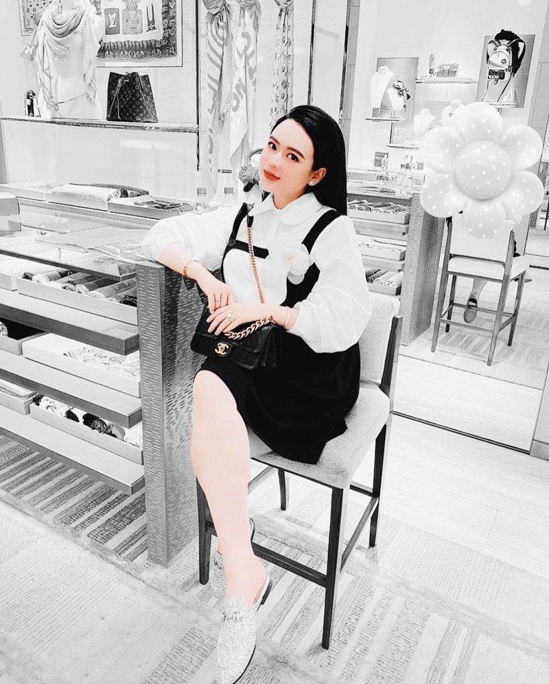 Là yêu nữ hàng hiệu nhưng con gái của đại gia Minh Nhựa lại mắc lỗi ăn mặc nhăn nhúm-4