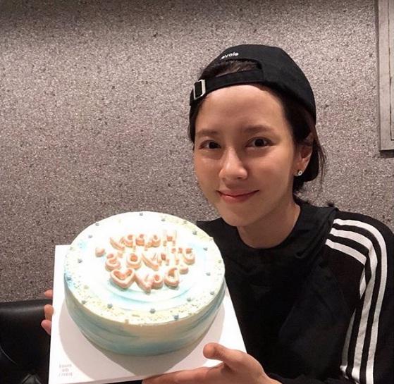 Để mặt mộc vẫn nổi bần bật, mợ ngố Song Ji Hyo khẳng định đẳng cấp đẹp tự nhiên-12