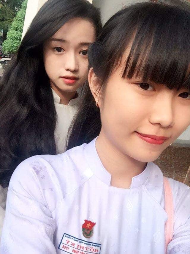 Dành cả thanh xuân kiếm tiền thẩm mỹ, nhìn lại Thúy Vi thời chưa dao kéo dân tình tấm tắc: Cũng bõ-9