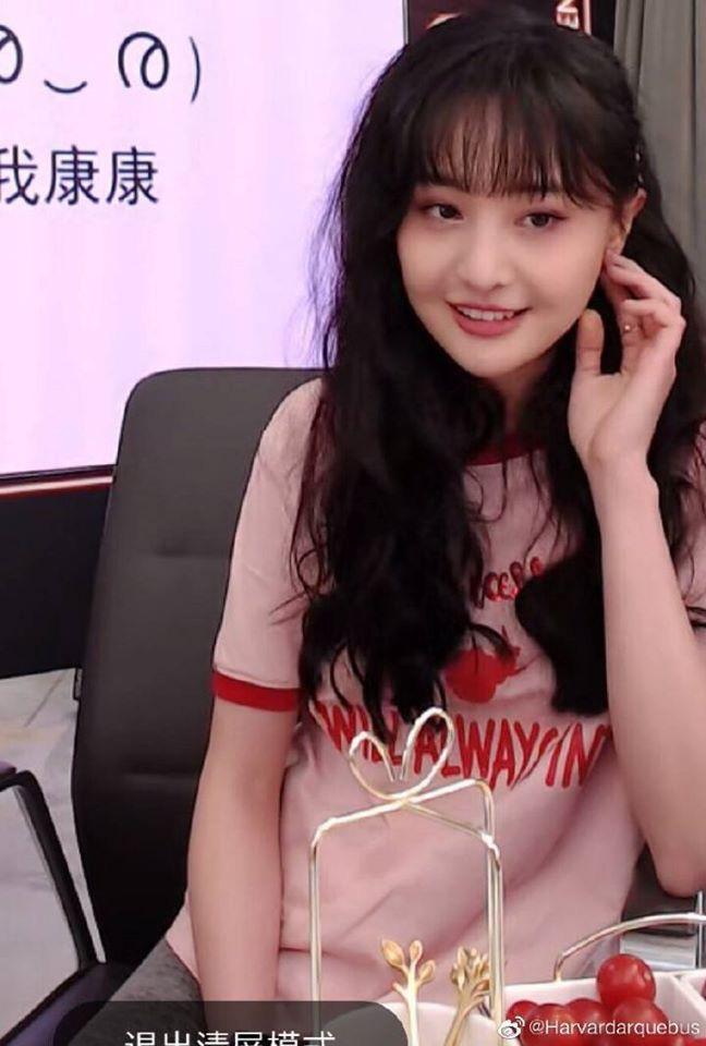 Trịnh Sảng tăng cân là nhan sắc bùng nổ, bất chấp ảnh chụp camera thường lẫn sóng livestream-3