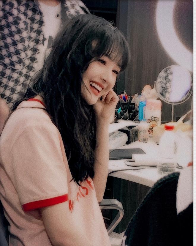 Trịnh Sảng tăng cân là nhan sắc bùng nổ, bất chấp ảnh chụp camera thường lẫn sóng livestream-5