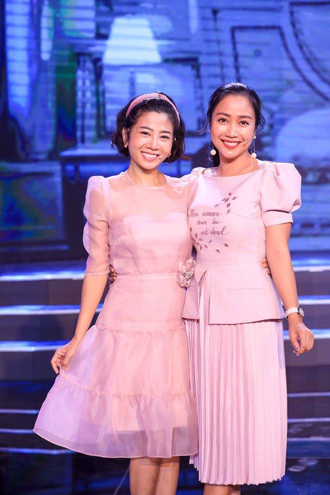 Giữa Mai Phương và Ốc Thanh Vân là một tình bạn keo sơn, đi đâu cũng phải đồ đôi mới chịu!-4