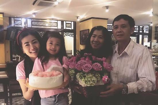 Bố Mai Phương nói về những ngày cuối đời của con gái: 'Phương đau quằn quại, tàn tạ lắm rồi'