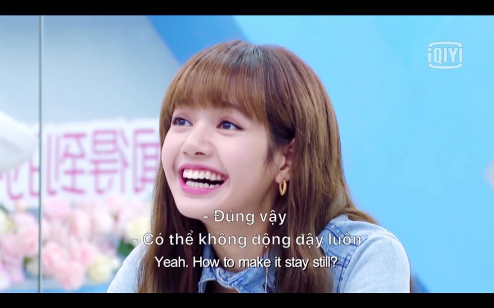 Có ai như Lisa: Đi dạy vũ đạo lại bị thực tập sinh hỏi bí quyết về tóc?-4