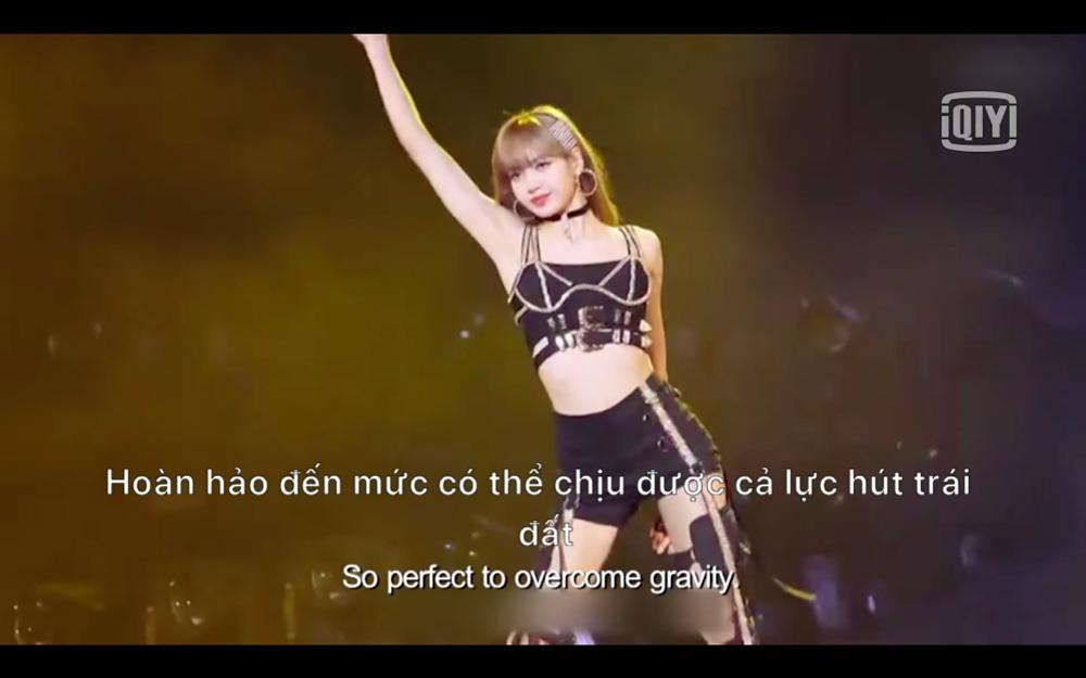 Có ai như Lisa: Đi dạy vũ đạo lại bị thực tập sinh hỏi bí quyết về tóc?-6