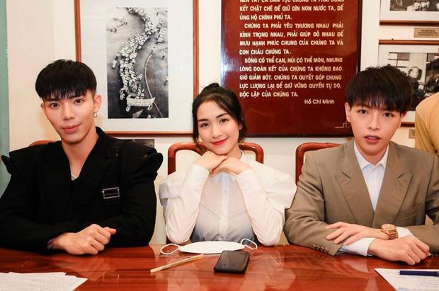 Nhờ Erik photoshop gương mặt, Hòa Minzy điêu đứng vì lợn lành thành lợn què-3