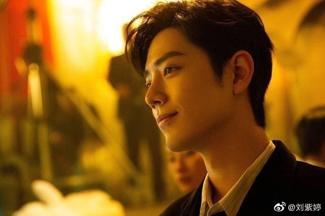 Không cần làm diễn viên, Tiêu Chiến vẫn sống tốt với những nghề tay trái này!-1