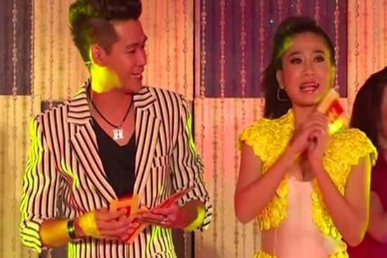 Clip Mai Phương - Phùng Ngọc Huy song ca: Xót xa cảnh vẫn còn bên nhau nhiều năm trước