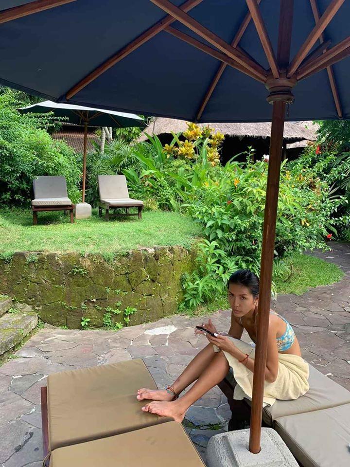 Không còn những đường cong đáng ngưỡng mộ, Minh Tú bị dìm hàng với làn da đen như cột nhà cháy, 3 vòng như 1-6