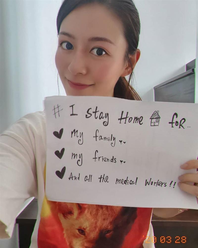 Châu Huệ Mẫn, Trịnh Tú Văn lan tỏa thông điệp hãy ở nhà vì dịch Covid-19-5