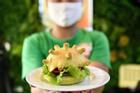 Món 'bánh kẹp corona' của Việt Nam gây chú ý trên báo Mỹ