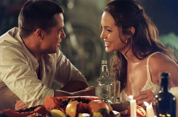 Sốc với tiết lộ Angelina Jolie cố tình không mặc nội y để quyến rũ Brad Pitt khi đóng chung cảnh giường chiếu-4