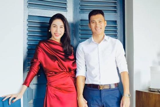 Công Vinh mong kiếp sau vẫn được làm chồng Thủy Tiên để... hưởng ké phúc phần