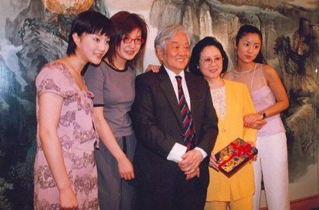 Chuyện xấu hổ của Hoàn Châu Cách Cách: Triệu Vy trộm quần, Lâm Tâm Như khóc không ra nước mắt-4