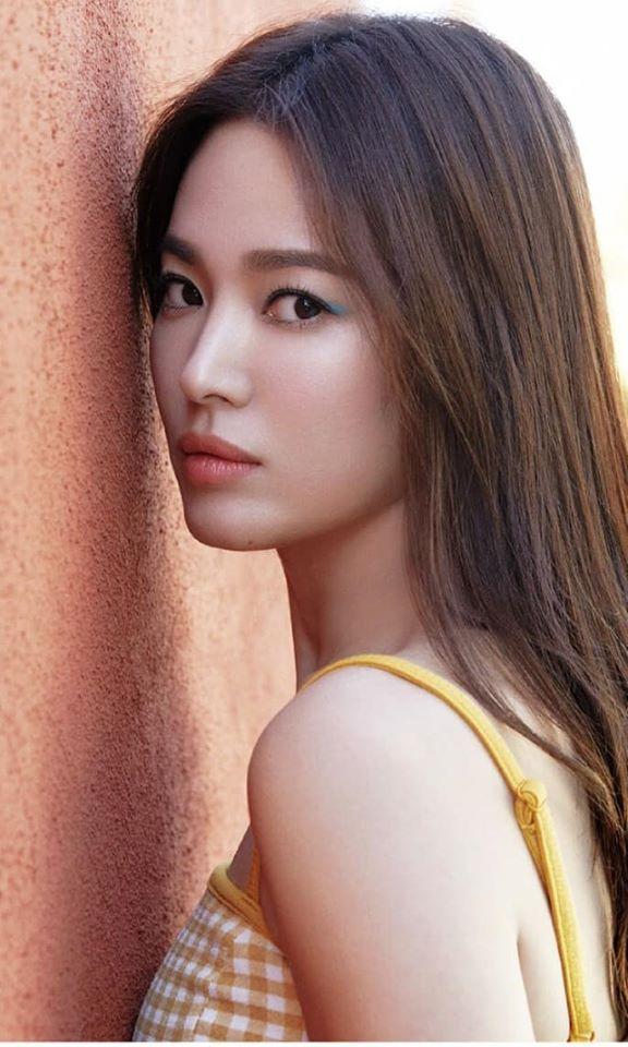 Song Hye Kyo hack tuổi trong bộ ảnh mới, dung nhan xinh đẹp đến nao lòng-1