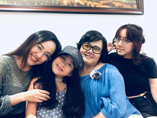 MC nổi tiếng VTV làm nhiều người xúc động khi gửi tâm thư tới mẹ giữa dịch Covid-19-3