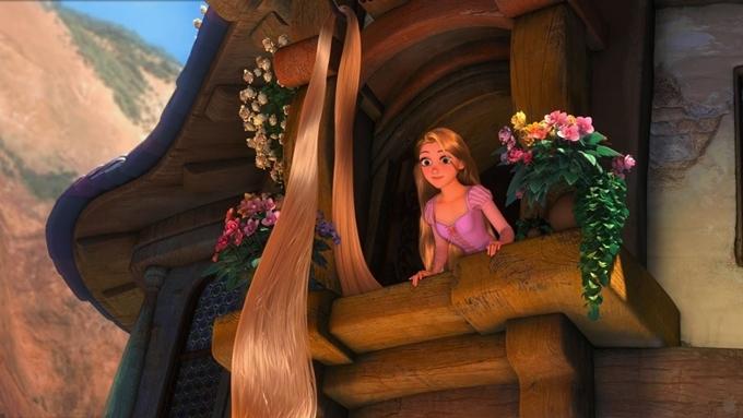 Phim hoạt hình Công chúa tóc mây (Tangled) của hãng Disney không nói tới virus hay dịch bệnh nào, nhưng danh từ riêng "Corona" từng xuất hiện trong phim. Đó là tên vương quốc của công chúa Rapunzel. Hình ảnh nàng công chúa có mái tóc siêu dài sống trong một tòa tháp cách biệt với thế giới bên ngoài thì gợi liên tưởng đến việc cách ly tập trung và tự cách ly trong đời thực giữa mùa Covid-19.