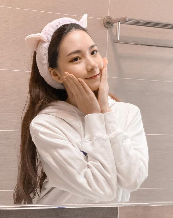 Tránh dịch ở nhà đắp mặt nạ dưỡng da, áp dụng thêm 5 thủ thuật này thì da của bạn sẽ được thay đổi toàn diện-1