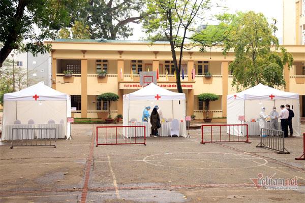 Hà Nội lập các chốt kiểm soát giám sát cách ly xã hội-1