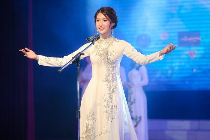 Tạm hoãn thi đấu, Trọng Đại dẫn bạn gái mới về ra mắt gia đình-3