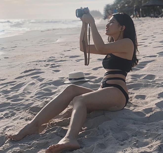 Ở nhà tránh dịch, Chi Pu khoe hình cũ, Khánh Linh sống ảo tại gia-1