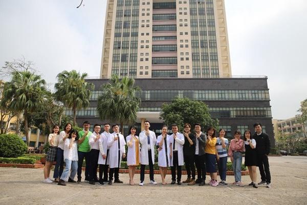 Tập thể lớp tại ĐH Y Dược Thái Bình viết đơn xin tham gia chống dịch-2