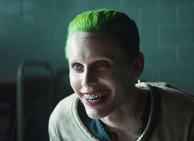 Jared Leto trong Vũ trụ siêu anh hùng DC: Cái bóng mà Heath Ledger để lại từ The Dark Knight (2008) có lẽ quá lớn, nên Jared Leto đã thất bại trong vai Joker ở Suicide Squad (2016). Công bằng mà nói, lỗi một phần đến từ kịch bản nhạt nhẽo của bộ phim. Nên dù đã rất cố gắng, thậm chí có phần hơi gồng mình, Leto vẫn không thành công. Tương lai của phiên bản Joker này dường như đã khép lại sau khi Joaquin Phoenix tỏ ra xuất thần trong bộ phim Joker (2019) và giành giải Oscar. Hiện không có thông tin nào cho thấy Jared Leto sẽ trở lại DCEU, và anh hiện đã đảm nhận vai diễn ma cà rồng Morbius trong vũ trụ điện ảnh liên quan tới Spider-Man của Sony.