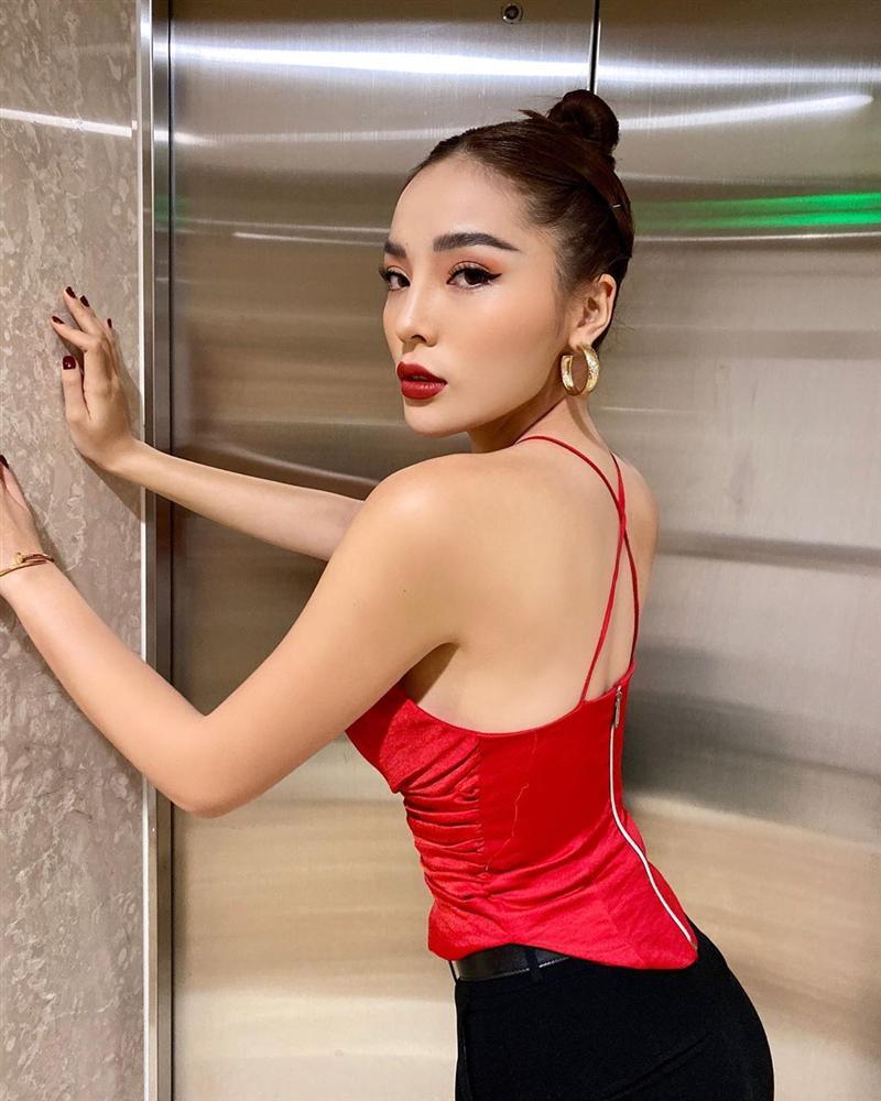 Hoa hậu Kỳ Duyên công khai quá khứ, dân mạng giật mình vì khác quá xa dung mạo hiện tại-8