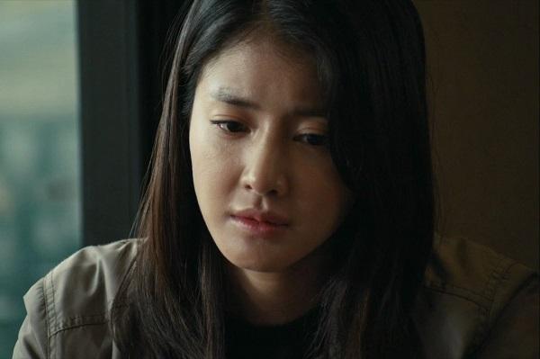 Phát hiện chiếc vòng ngọc giấu trong ngăn tủ khóa kín của chồng, tôi đập vỡ tan nát rồi hối hận khi biết sự thật-2