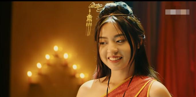 Lộ ảnh hồi bé đáng thất vọng, hot girl trứng rán lại dính thêm phốt mới-4