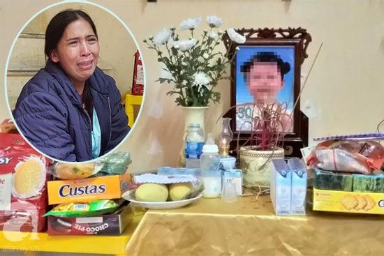 Bà ngoại đau đớn kể lại việc bé gái 3 tuổi nghi bị mẹ đẻ và cha dượng sát hại thương tâm