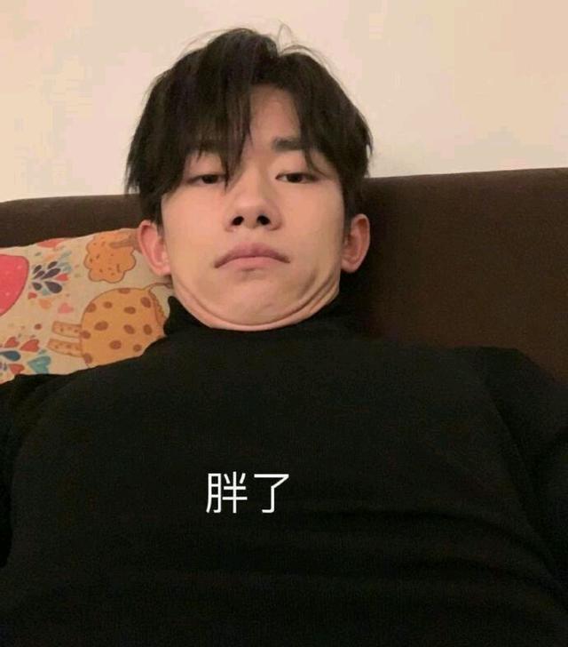 Khi các sao Hoa ngữ tự dìm hàng chính mình với loạt ảnh tự sướng khó đỡ-2