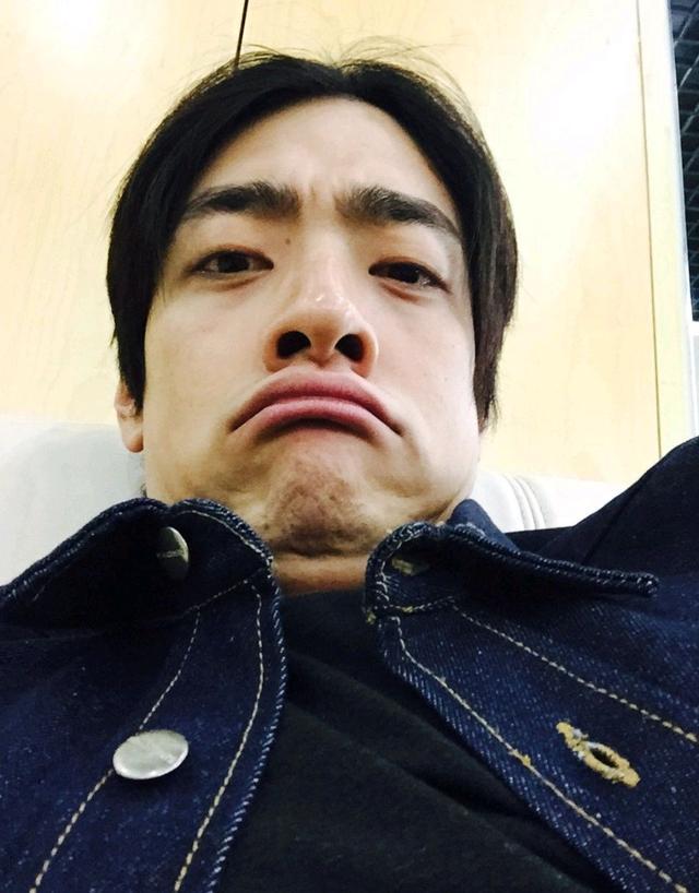 Khi các sao Hoa ngữ tự dìm hàng chính mình với loạt ảnh tự sướng khó đỡ-8