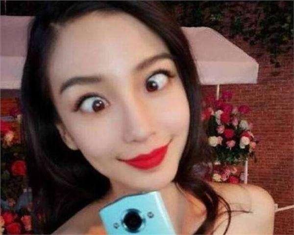 Khi các sao Hoa ngữ tự dìm hàng chính mình với loạt ảnh tự sướng khó đỡ-7