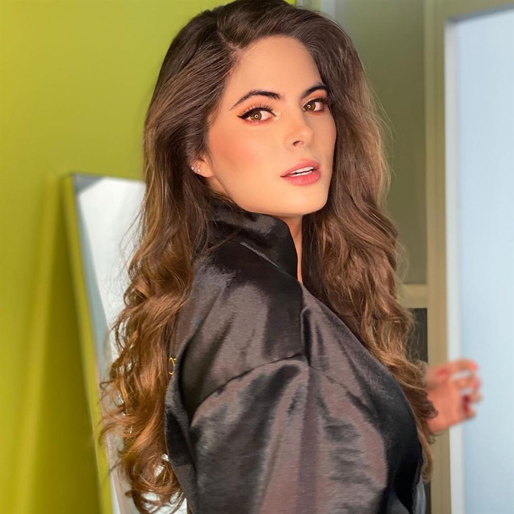 Bản tin Hoa hậu Hoàn vũ 2/4: HHen Niê - Hoàng Thùy đọ màn tung váy trên sân khấu quốc tế-8