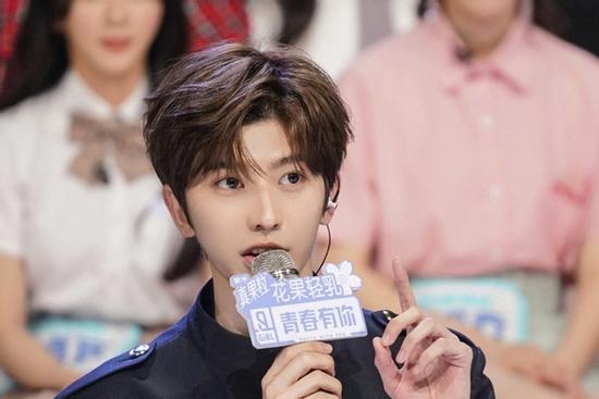 Hành trình vượt qua scandal của 'center quốc dân' Thái Từ Khôn