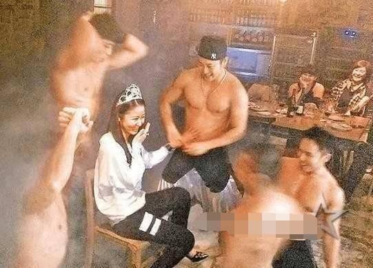 Xem ảnh nhạy cảm của Lâm Tâm Như mà khó tin trong quá khứ cô ấy nổi loạn đến thế!-6